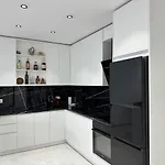 Diamond Sarandë