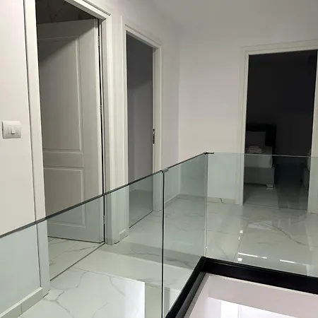 Diamond Sarandë