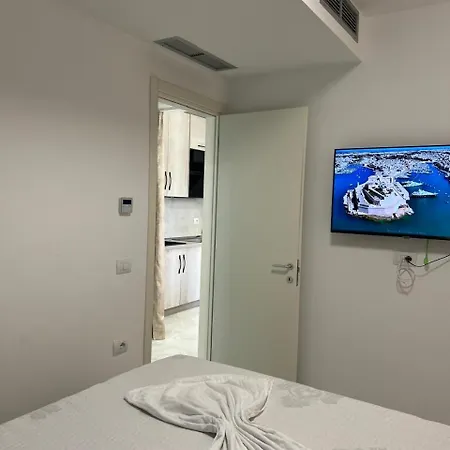 Diamond Sarandë