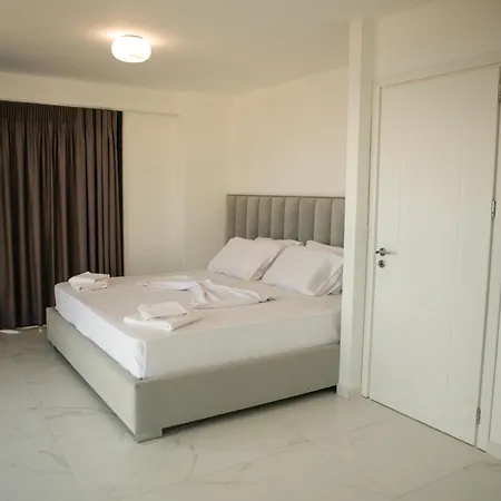 Diamond Sarandë